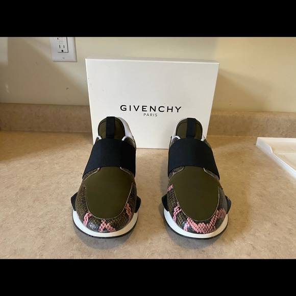 Givenchy Runner Elastic Slip-On Sneaker - Picture 2 of 4